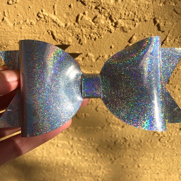 Alligator clip bows - Picture 2 of 2